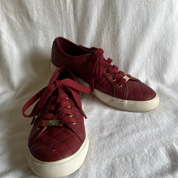 “G” Los Angeles – Guess Burgundy ‘Quilted’ Sneakers w/ Matching Laces  Size 7M - Picture 9 of 12